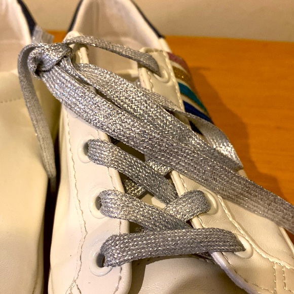 GAP Youth Girls Rainbow Sneakers Crazy Stripe Glitter sz 2 silver glitter laces - Picture 6 of 13